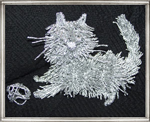 Галерея работ в технике плетения из фольги Олеси Емельяновой. Кот